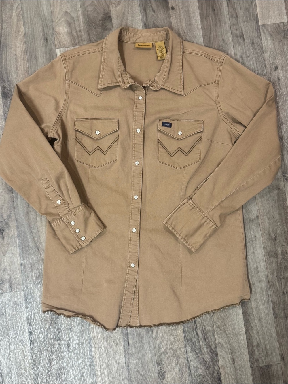 Wrangler Western Snap Shirt Women’s Large Tan Cotton Stretch Pearl Snap Rodeo